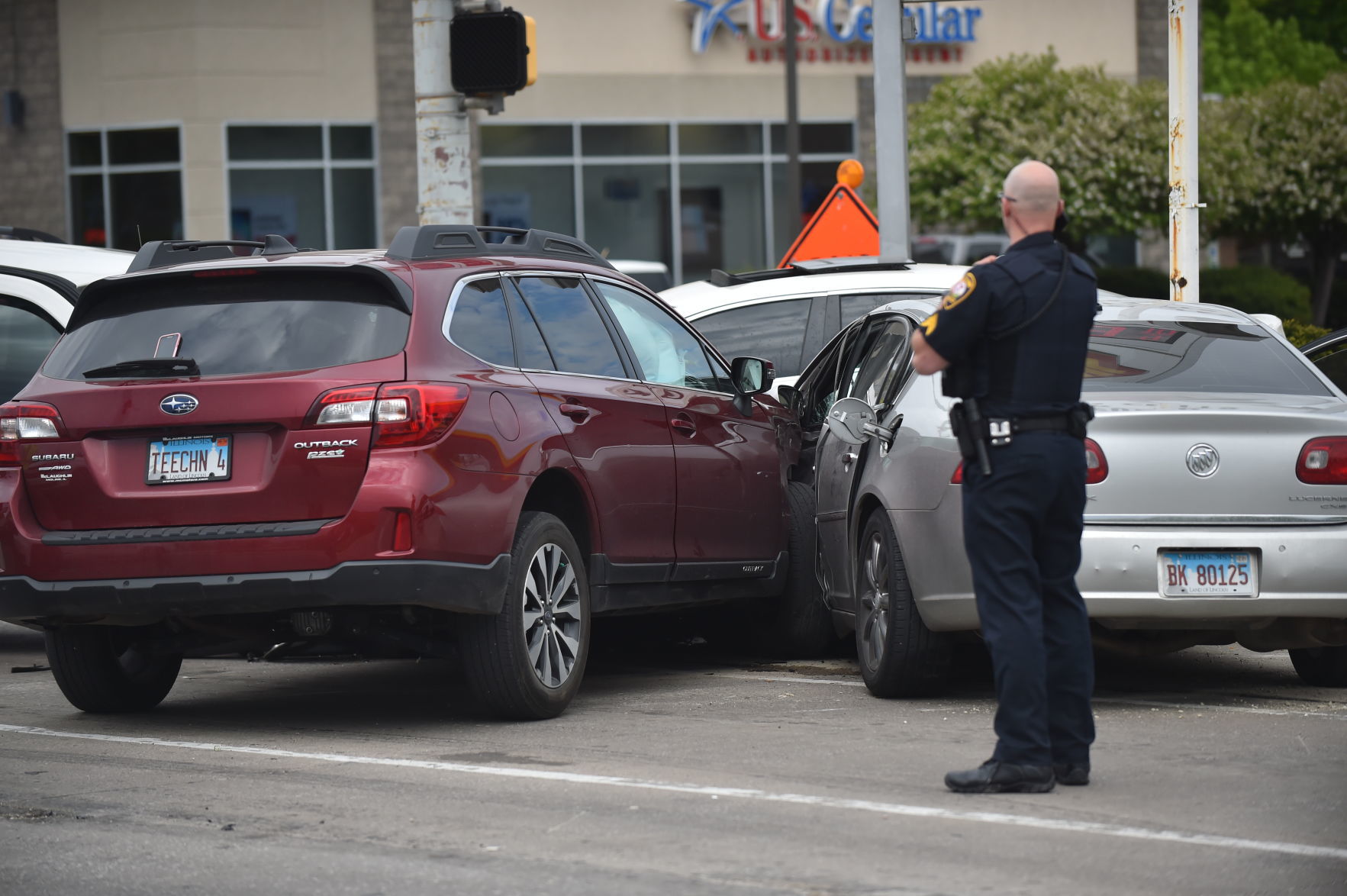051519-mda-nws-ricrash-12.jpg